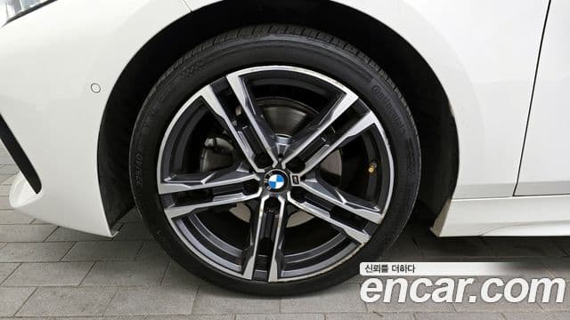 BMW 1시리즈 (F40) 118d M Sport, 2021 все фото