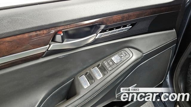 Genesis EQ900 Luxury, 2017 18