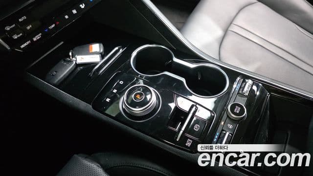 Kia K5 гибрид 3세대 Noblesse, 2023 9