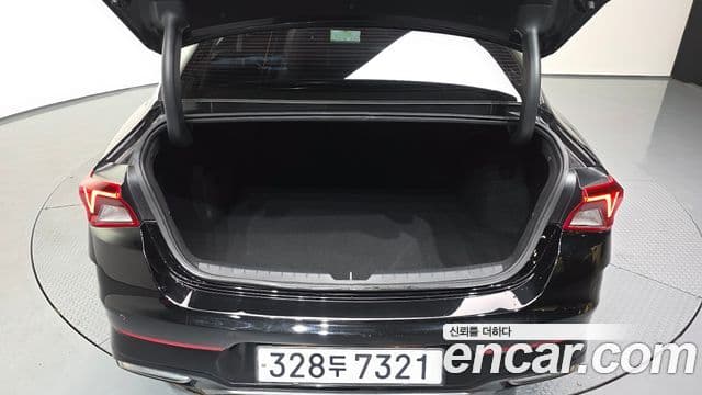 Kia K5 гибрид 3세대 Noblesse, 2023 20