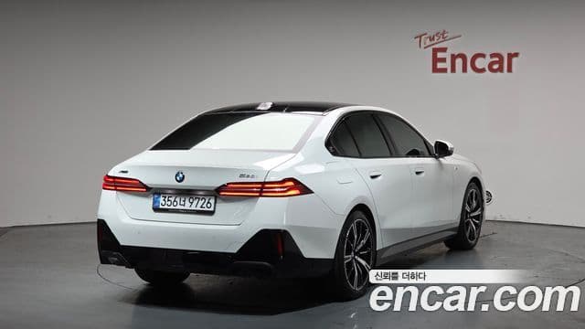 BMW 5시리즈 (G60) 530i xDrive M Sport, 2025 2