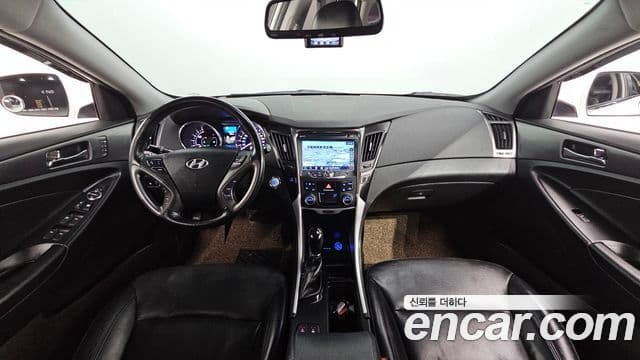 Hyundai Sonata гибрид Premium, 2014 7