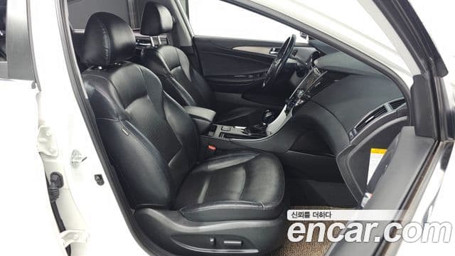 Hyundai Sonata гибрид Premium, 2014 10