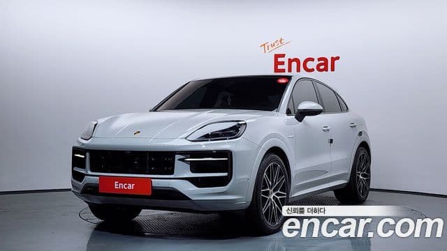 Porsche Cayenne (PO536) 3.0 E-гибрид купе, 2025 1