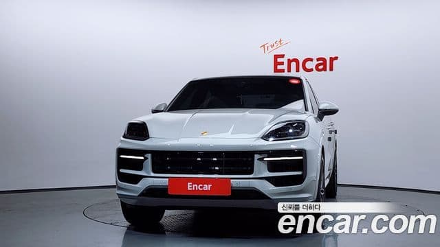 Porsche Cayenne (PO536) 3.0 E-гибрид купе, 2025 3