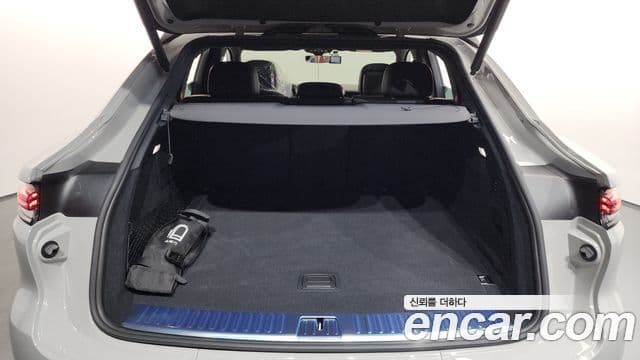 Porsche Cayenne (PO536) 3.0 E-гибрид купе, 2025 20