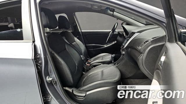 Hyundai Accent(новый кузов / новое поколение) Premium, 2016 10