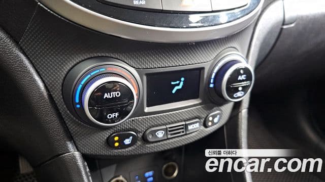 Hyundai Accent(новый кузов / новое поколение) Premium, 2016 16