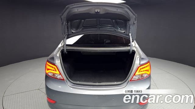 Hyundai Accent(новый кузов / новое поколение) Premium, 2016 20