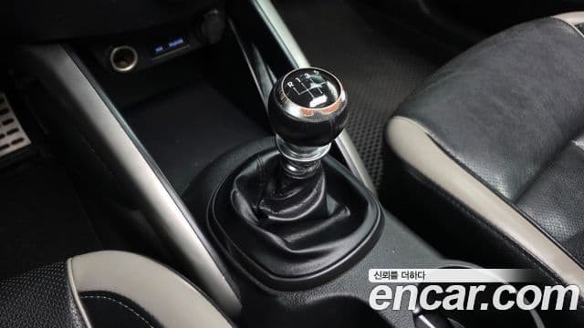 Hyundai Veloster турбо GDi Extreme, 2013 9