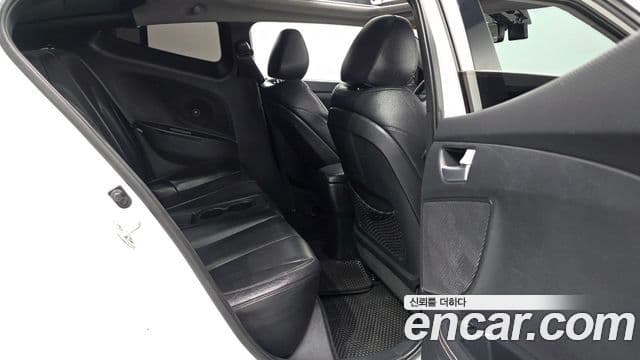 Hyundai Veloster турбо GDi Extreme, 2013 12