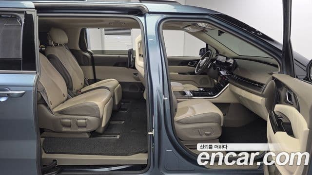 Kia Carnival 4세대 Signature, 2021 11