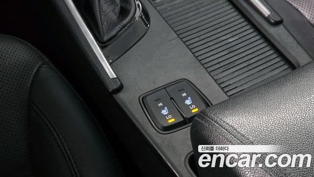 Hyundai YF Sonata Premier, 2012 20