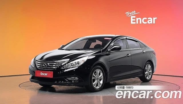 Hyundai YF Sonata Premier, 2012 1