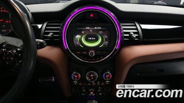 Mini Cooper 3세대, 2017 14