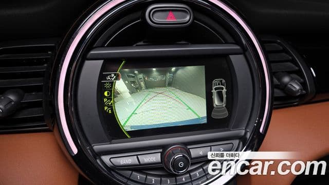 Mini Cooper 3세대, 2017 15