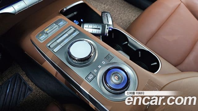 Genesis GV70, 2024 9