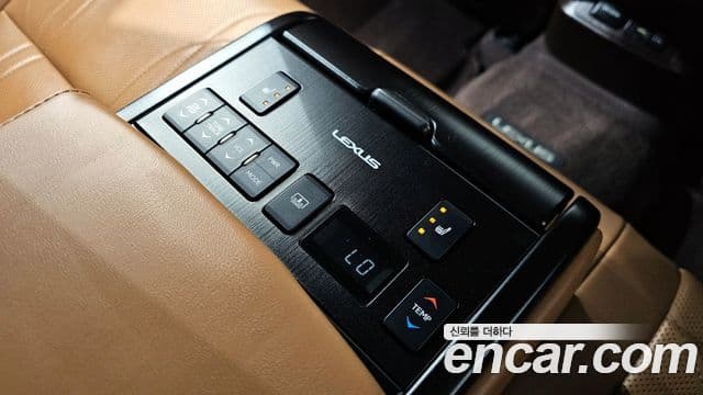 Lexus ES300h 7세대 Luxury Plus, 2020 18