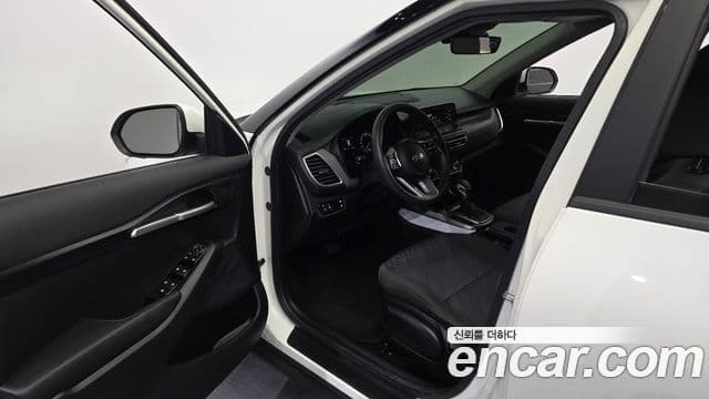 Kia Seltos Trendy, 2022 10