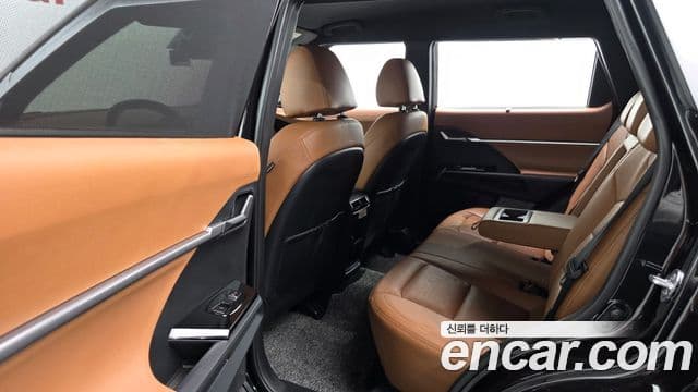 KG모빌리티(SsangYong) Torres T7, 2023 12