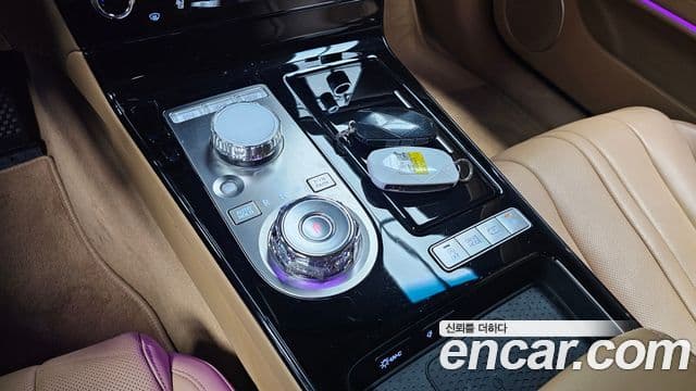 Genesis G80 (RG3) бензин 2.5 турбо 2WD, 2025 9