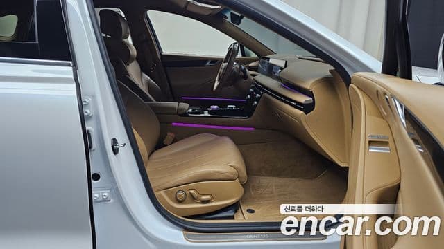 Genesis G80 (RG3) бензин 2.5 турбо 2WD, 2025 10