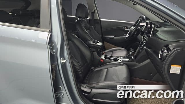 Hyundai Kona гибрид Special, 2020 10