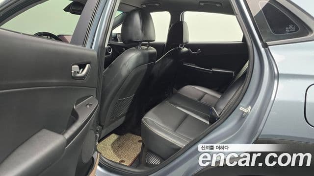 Hyundai Kona гибрид Special, 2020 12