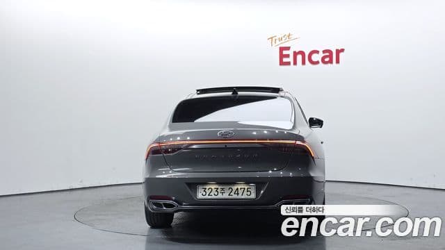 Hyundai The / новый New Grandeur IG гибрид Calligraphy, 2023 4