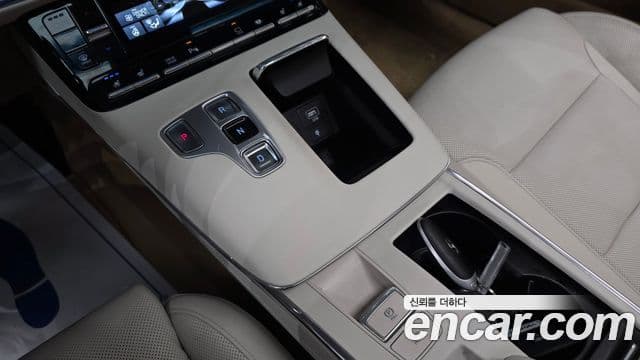 Hyundai The / новый New Grandeur IG гибрид Calligraphy, 2023 9