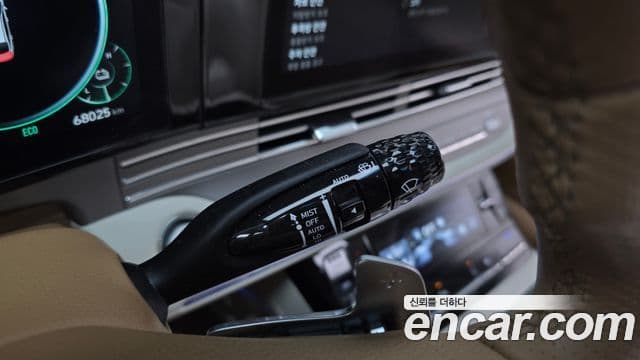 Hyundai The / новый New Grandeur IG гибрид Calligraphy, 2023 17