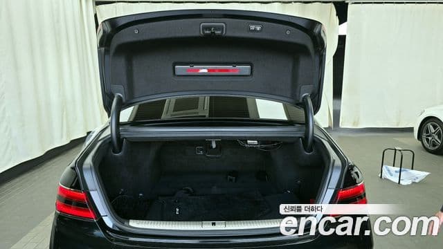 Genesis G90 лимузин Prestige, 2021 20