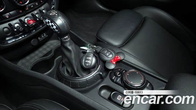 Mini Cooper S 클럽맨 2세대, 2016 9