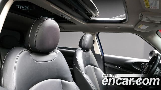 Mini Cooper S 클럽맨 2세대, 2016 20