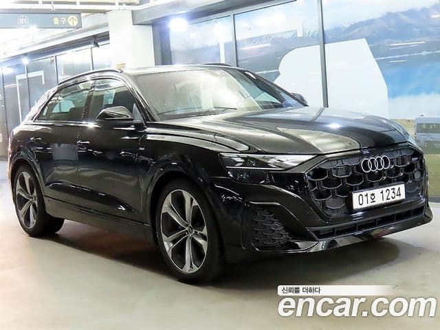 Audi Q8 (4M) Premium, 2026 1