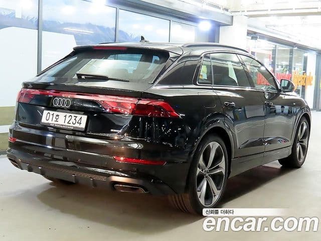 Audi Q8 (4M) Premium, 2026 3