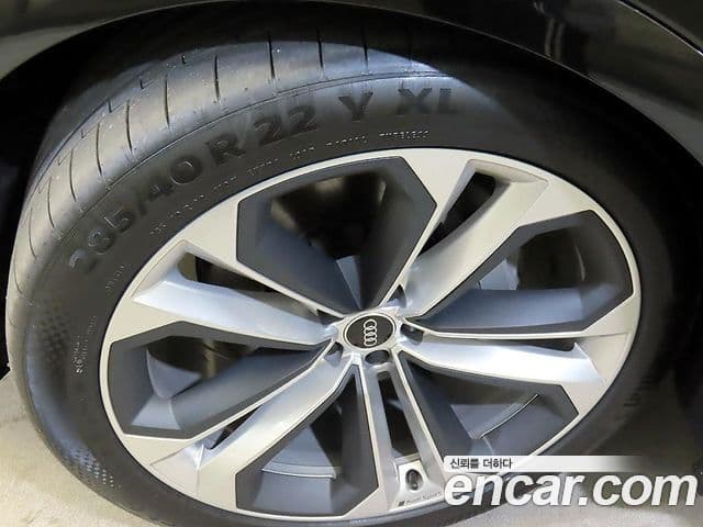 Audi Q8 (4M) Premium, 2026 17