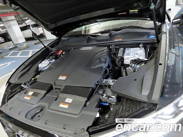 Audi Q8 (4M) Premium, 2026 18