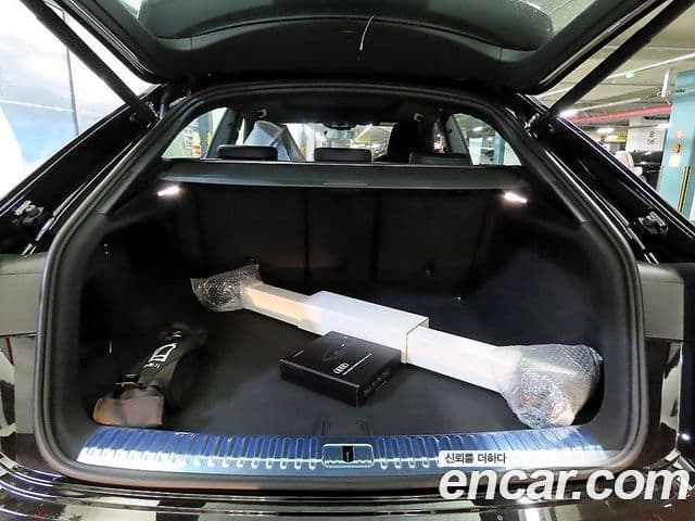 Audi Q8 (4M) Premium, 2026 20