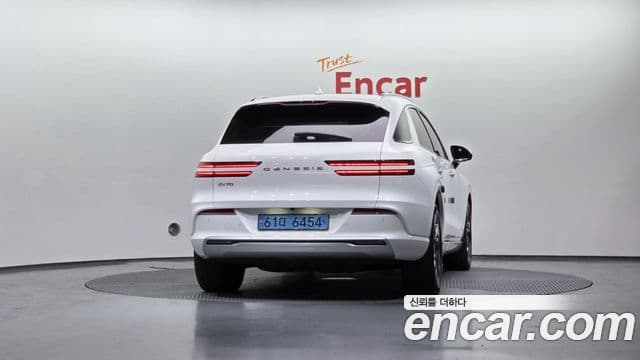 Genesis electrified GV70 e-AWD, 2022 4