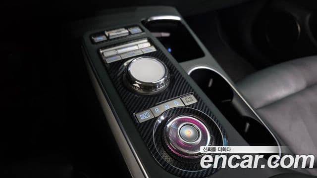 Genesis electrified GV70 e-AWD, 2022 9