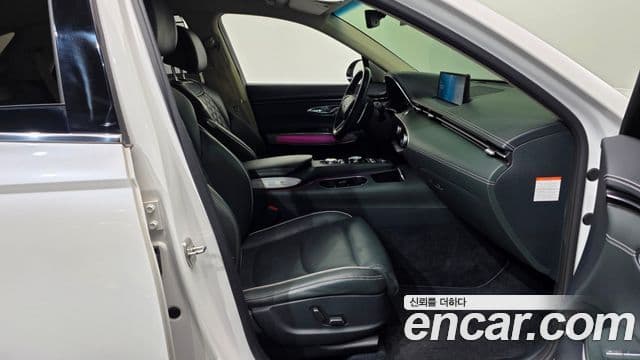 Genesis electrified GV70 e-AWD, 2022 11