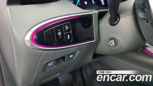 Genesis electrified GV70 e-AWD, 2022 17