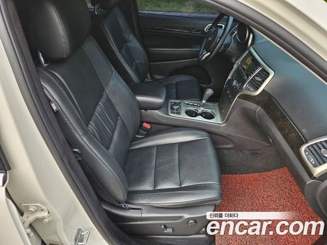 Jeep Grand Cherokee WK2, 2012 18