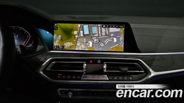 BMW X7 (G07) xDrive 30d Design Pure Excellence 6인승, 2020 15