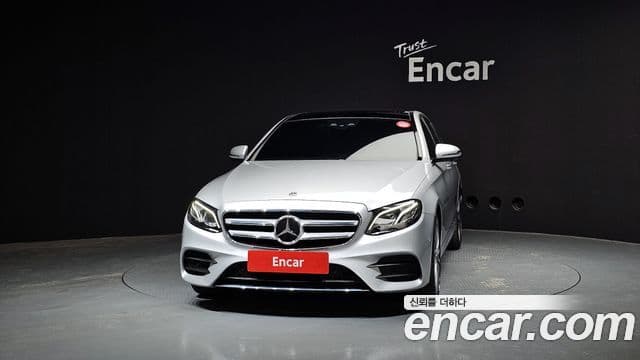 Mercedes-Benz E-класс W213 AMG Line, 2020 3