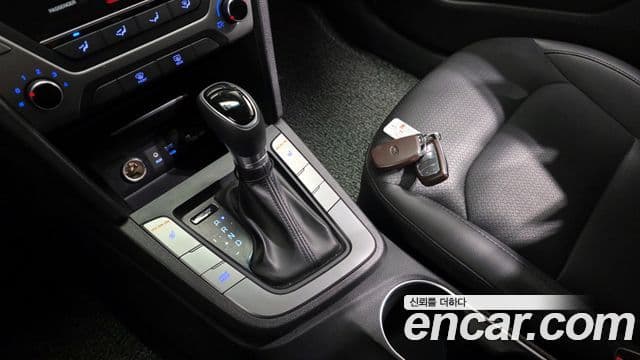 Hyundai Avante AD 1.6 GDI Value Plus, 2018 9