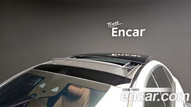 Mercedes-Benz E-класс W214 Avantgarde, 2025 20