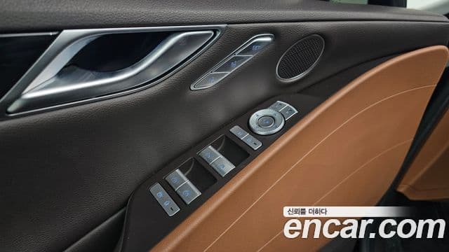 Genesis G80 (RG3) бензин 2.5 турбо 2WD, 2024 17