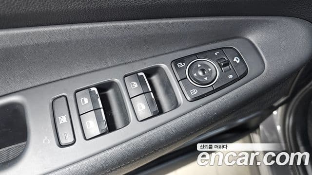 Hyundai Santa Fe TM Exclusive, 2019 14